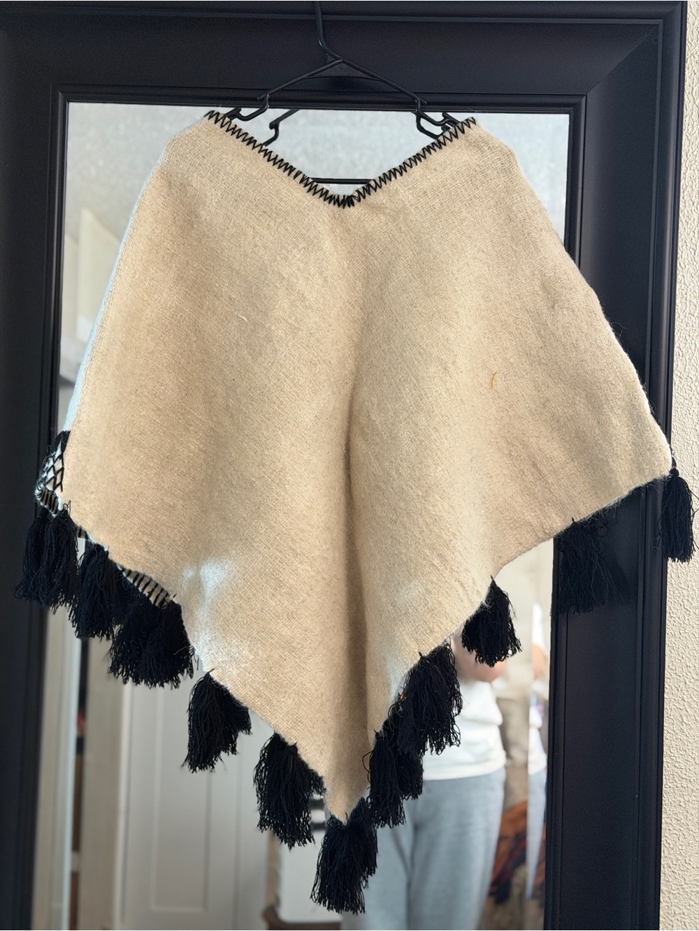 Handwoven Cream & Black Floral Embroidered Mexican Poncho with Tassels - Picture 4 of 4